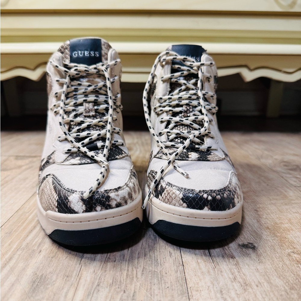 GUESS Women’s Beige and Black Snake Print Sneakers